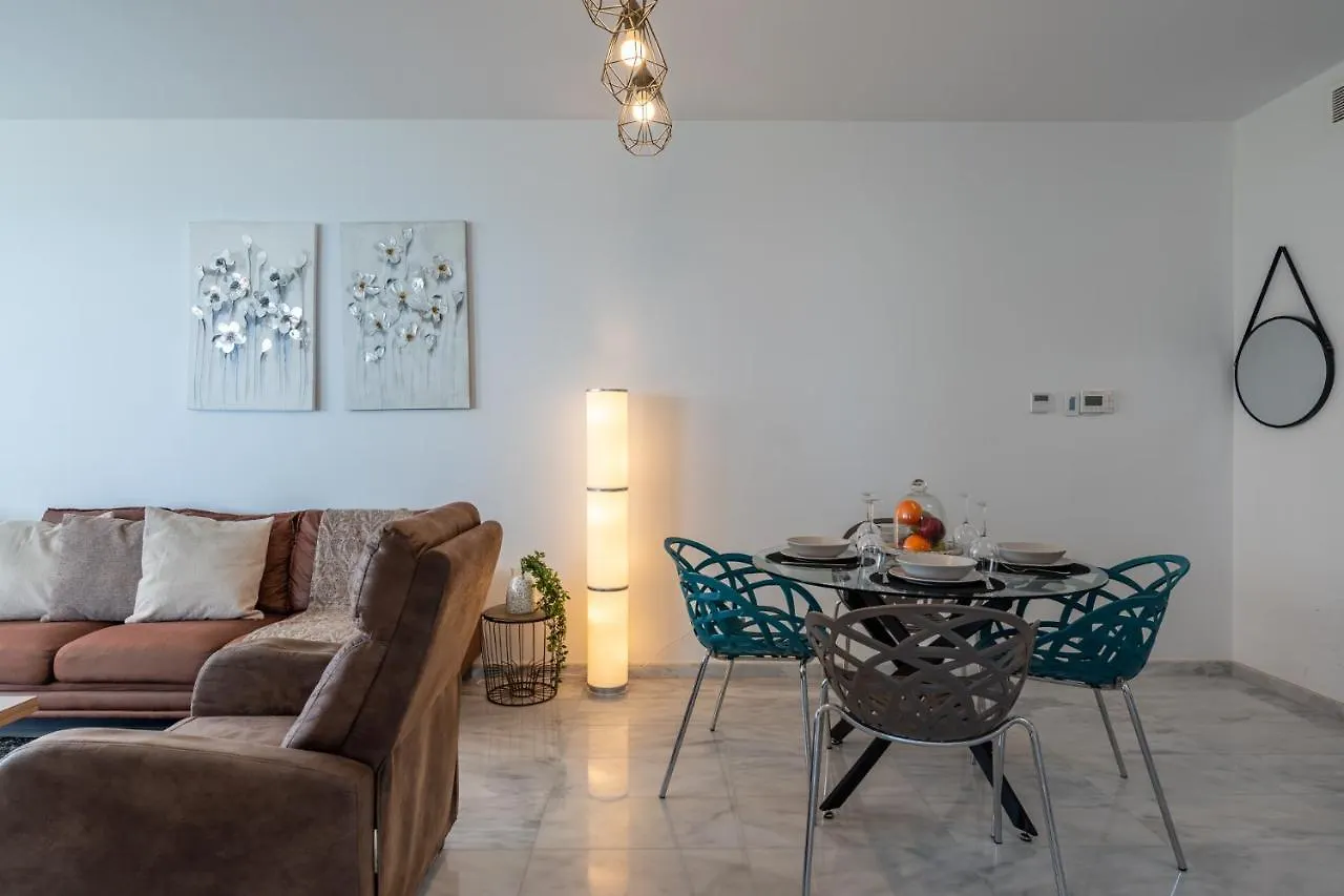 Grace 2-Bedroom Apartment In ラルナカ キプロス