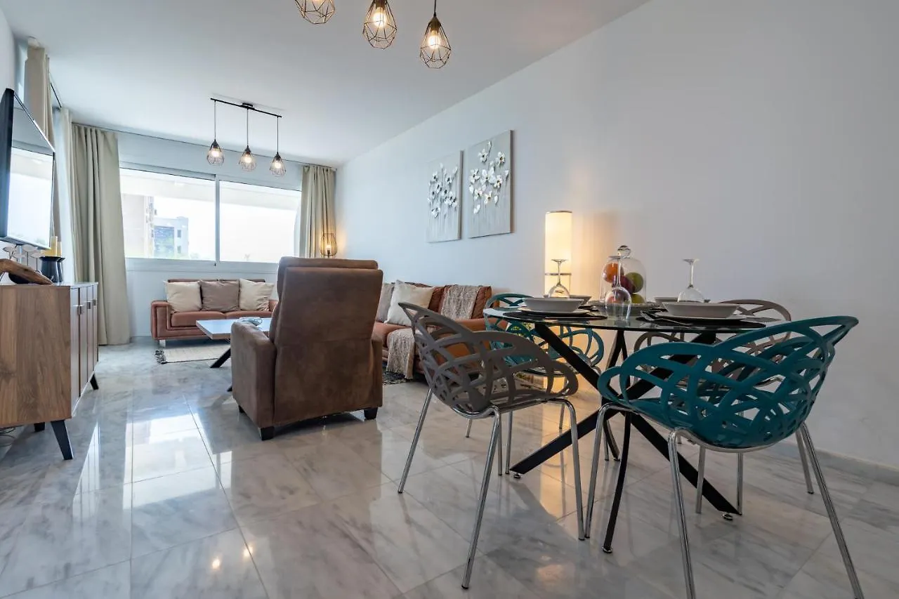 Grace 2-Bedroom Apartment In ラルナカ