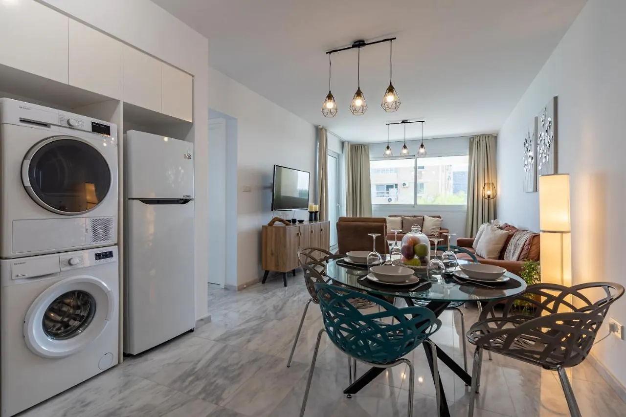 Grace 2-Bedroom Apartment In ラルナカ