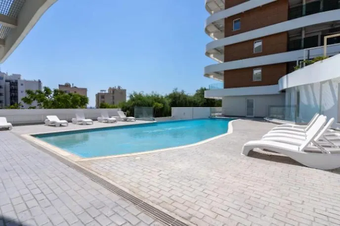 Grace 2-Bedroom Apartment In ラルナカ